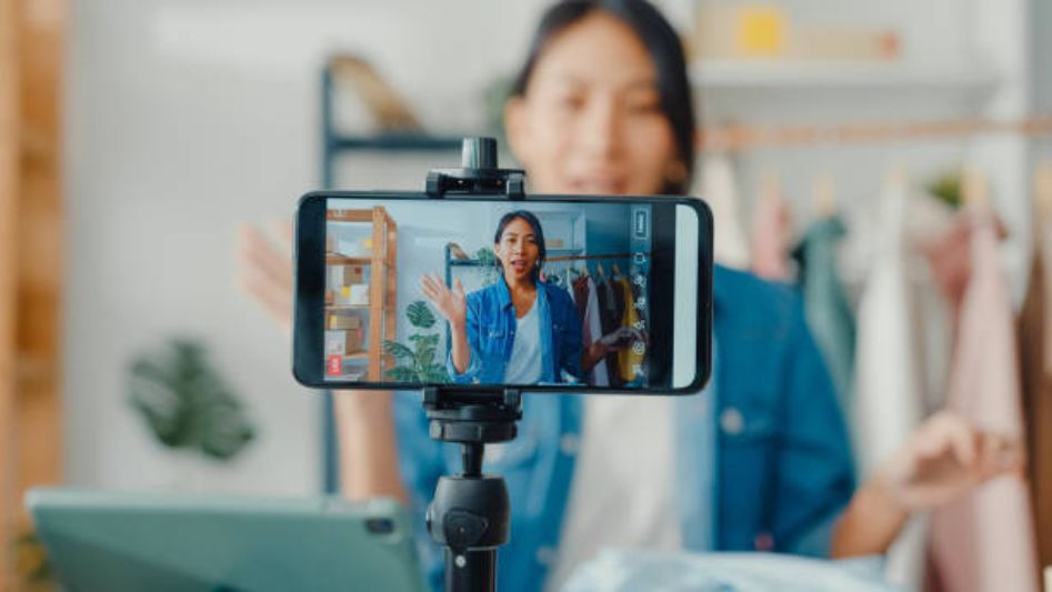 The Benefits of Using Live Video for Your Business